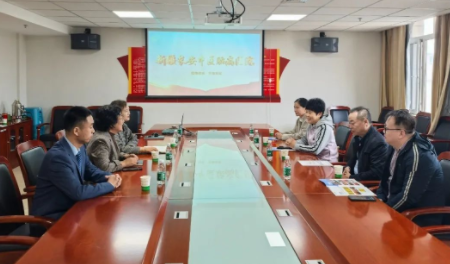 新疆医科大学第六附属医院中医科主任王宁一行到新疆长安中医脑病医院参观交流