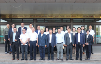 新疆维吾尔自治区人民政府副主席凯赛尔·阿不都克热木到新疆长安中医脑病医